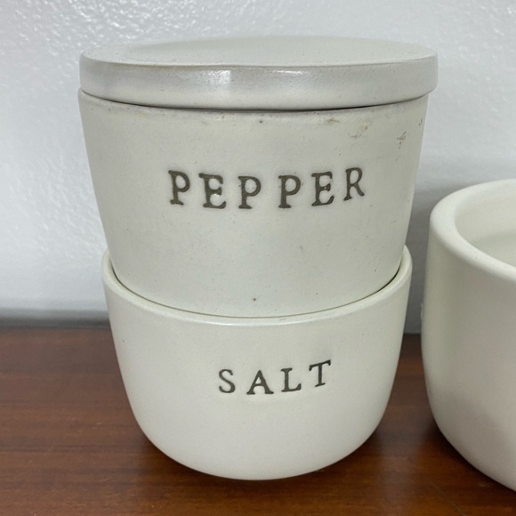 Stoneware cellar jars Hearth & Hand Magnolia Rustic Stoneware - Picture 2 of 15